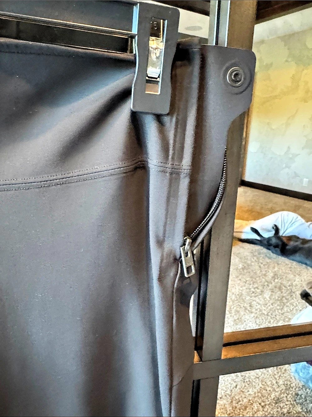 Athleta Interstellar Tight Black Size 4 Like New - Picture 4 of 6